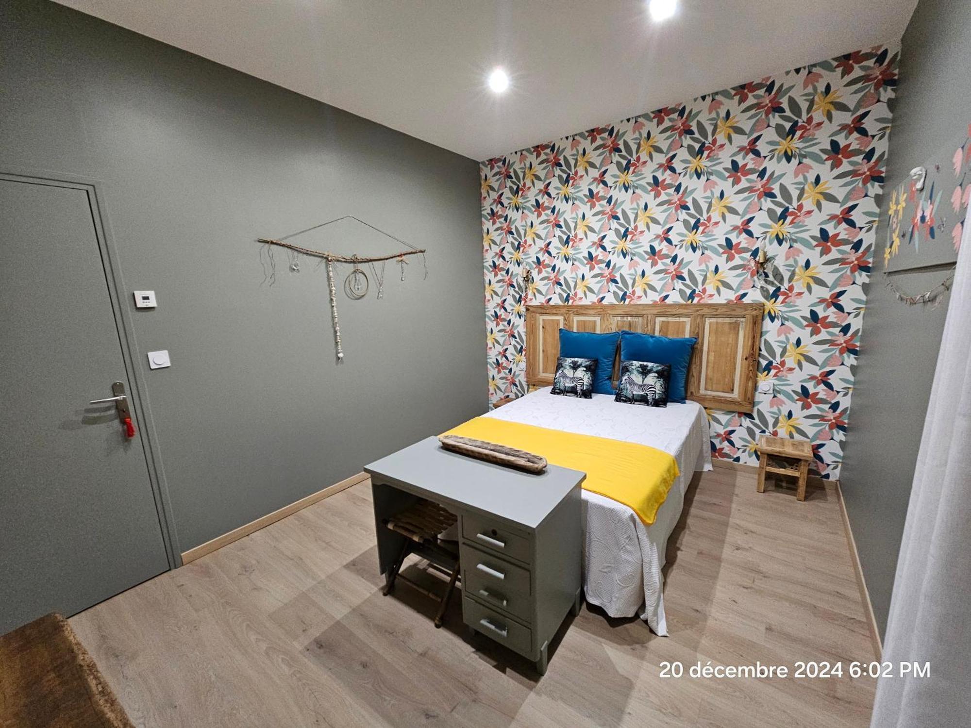 Les Box Chambre D'Hotes Lunan Экстерьер фото